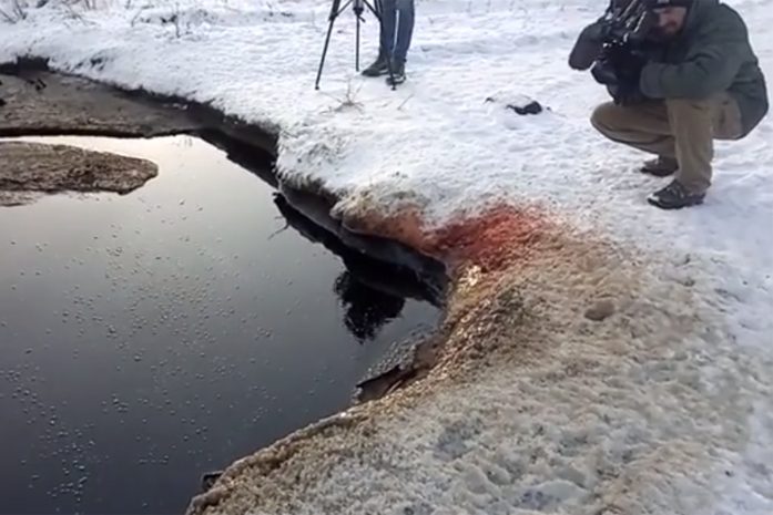 «Озеро из крови» обнаружили в Омской области