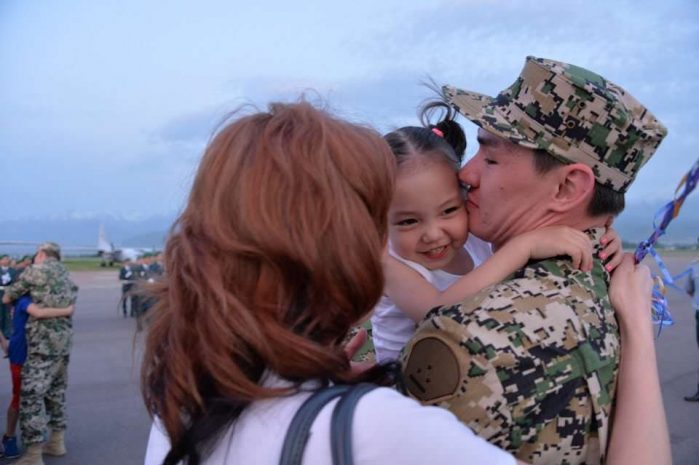 Группа казахстанских офицеров завершила миссию в Афганистане