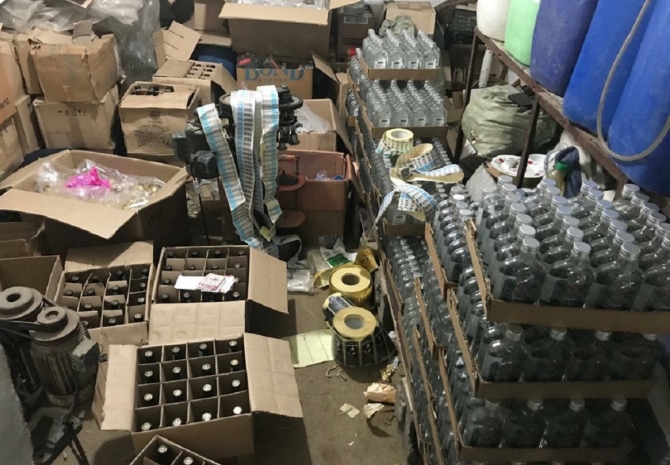 14 подпольных цехов по производству водки закрыто в Алматы