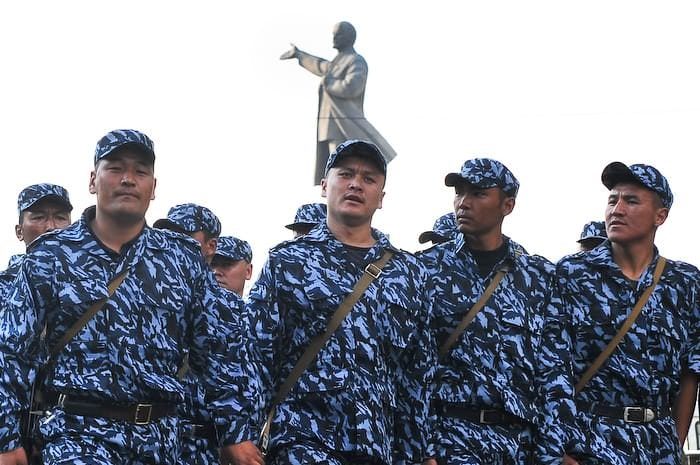 Киргизские военные поехали на учения ОДКБ в Казахстан