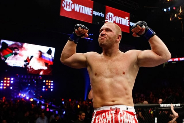 Матч-реванш Харитонова с бразильцем Сильвой состоится 11 октября