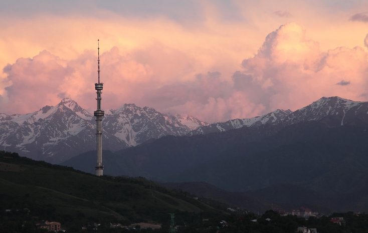 В горах Алматы объявлено штормовое предупреж­дение