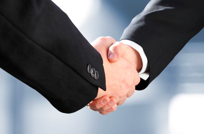 Казахстан увеличил поставки битума из России