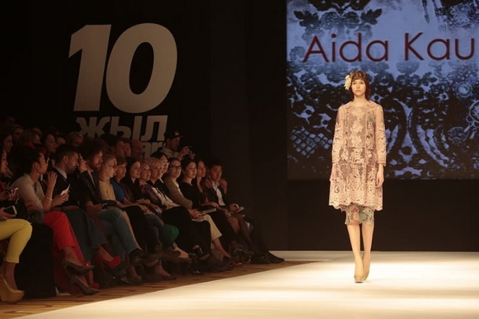 Aida KaumeNOVA сделала акцент на женственности и кружевеЭксклюзив