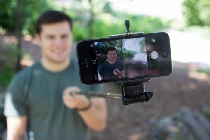 В Версале запретили штативы для селфи