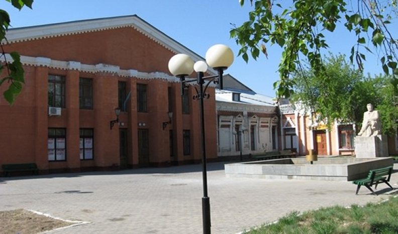 70 лет исполнилось театру имени Антона Павловича Чехова в Павлодаре