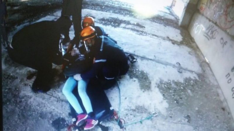 Девочка упала с заброшенного здания элеватора в Костанае