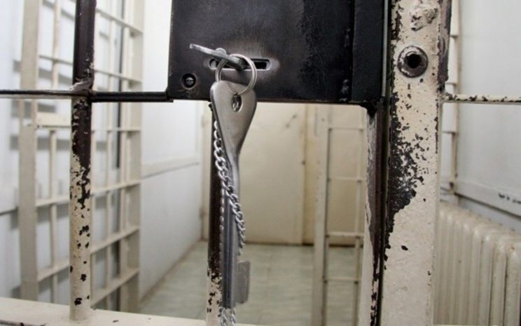 Покончил с собой подозреваемый в изнасиловании пятилетней девочки из Сатпаева