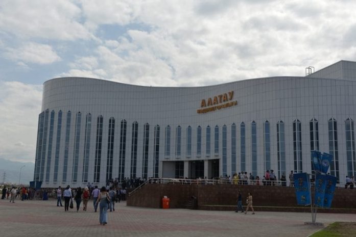 В Алматы открылся первый киноконцертный залЭксклюзив