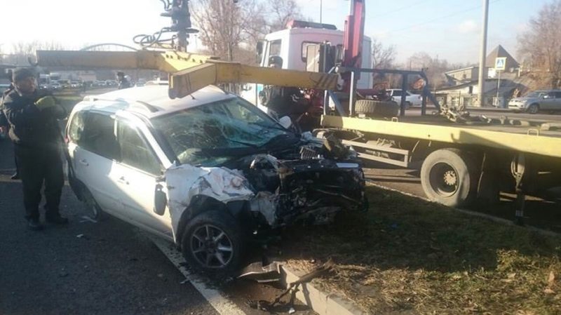 Нетрезвый водитель спровоцировал серьезное ДТП в Алматы