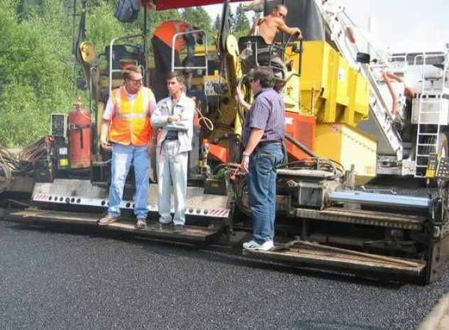 Свыше 2 тыс. км дорог отремонтируют в РК в следующем году