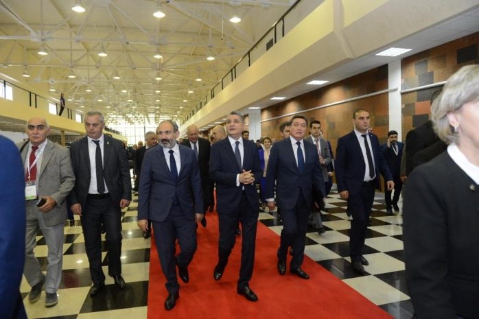 Мамин принял участие в работе форума «Евразийская неделя» в Ереване