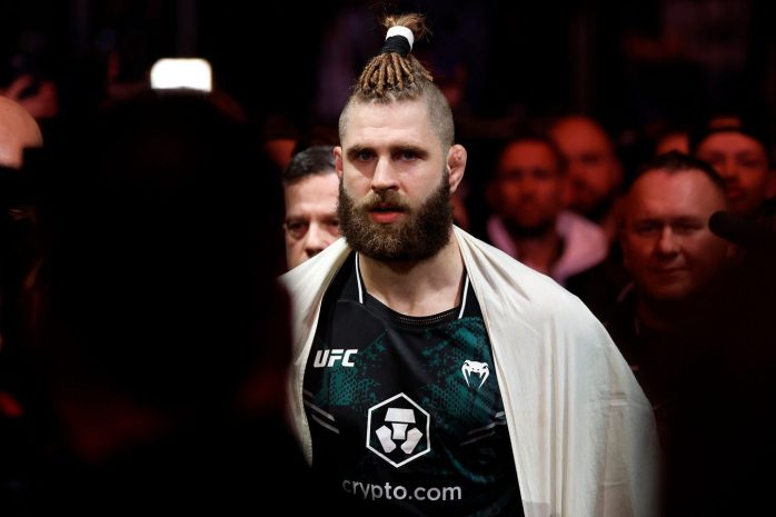 UFC жартылай ауыр салмақтағы титулдық жекпе-жекті жариялады