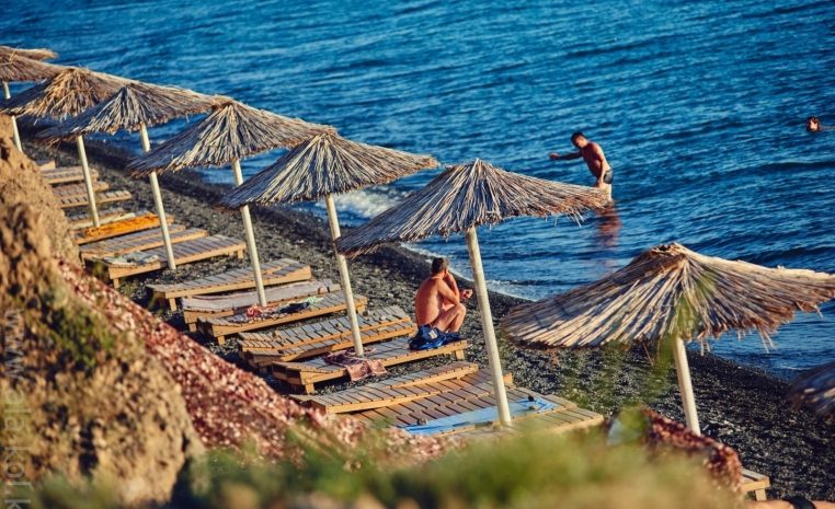 В курортных зонах достроят три аэропорта и запустят дополнительные поезда на Алаколь