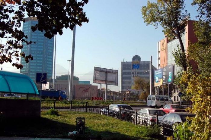 Проспект Абая в Алматы начнут «пробивать» в 2015 году