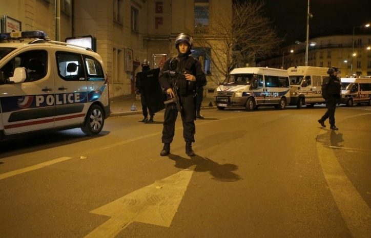 Трое террористов уничтожены в ходе спецоперации в Сен-Дени