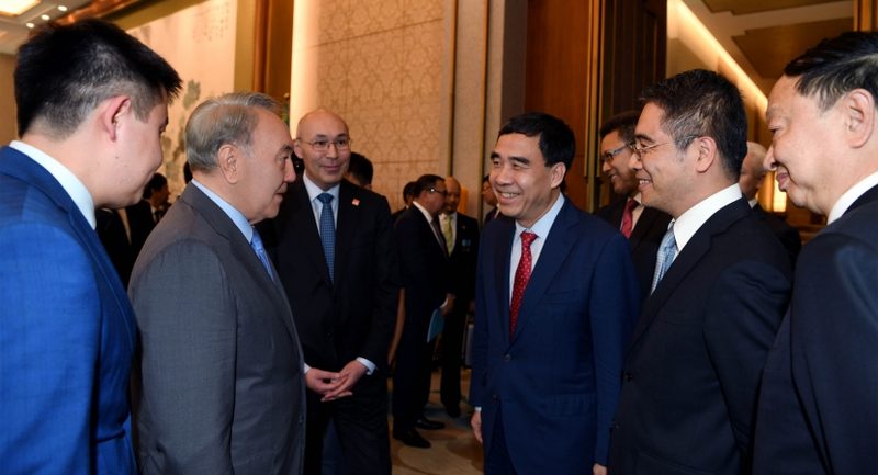 Назарбаев: КНР занимает четвертое место по объемам прямых инвестиций в Казахстан