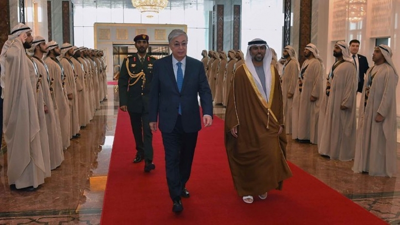 Токаев прибыл с официальным визитом в ОАЭ