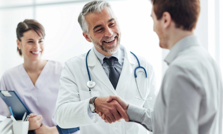 Международный день защиты пациентов, конституции США и спасателя в Украине