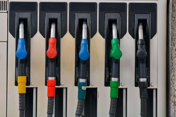 На Павлодарский нефтехимический завод привезли иностранных сварщиков