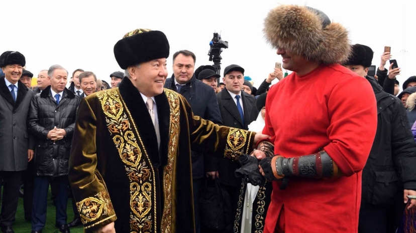 В эти дни мы поддерживаем друг друга – Нурсултан Назарбаев