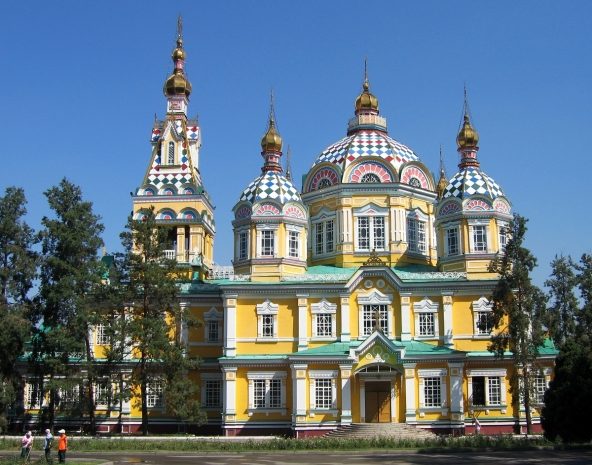 Казахстанцев призвали соблюдать карантин во время Пасхи