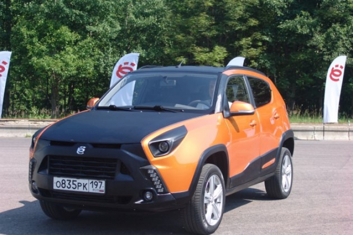 Прохоров отложил производство «Ё-мобилей» до 2015 года