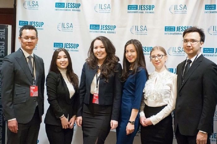 Казахстанские студентки вошли в сотню лучших спикеров мира