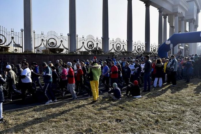 В Алматы прошел зимний забег