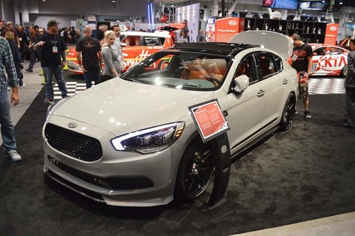 SEMA 2014: Kia представила 650-сильный седан K900
