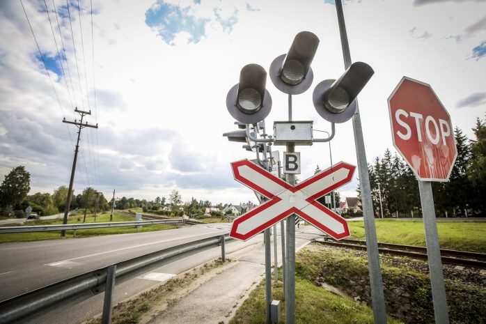 Двое погибли и 20 человек пострадали в ДТП на переездах в 2019 году