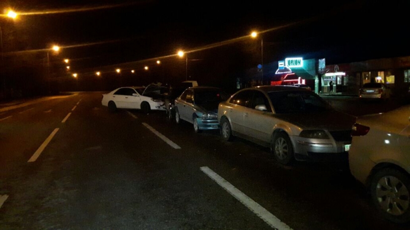 Toyota Camry спровоцировала массовое ДТП на Северном кольце. ФОТО