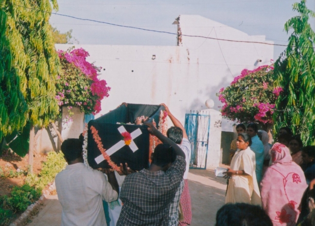 Покойница нашлась спустя неделю после похорон