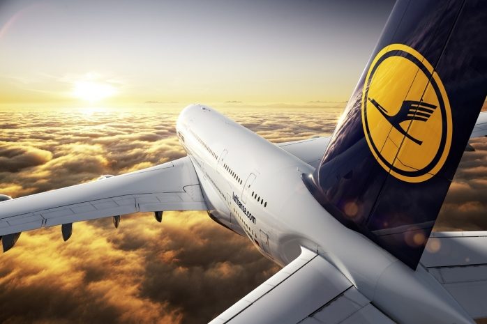 Сотни рейсов компании Lufthansa могут отменить