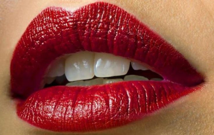 Ученые рассказали, как красный цвет изменяет наше сознание