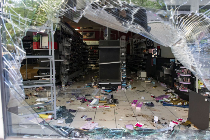 Опубликован список документов для возмещения ущерба бизнесу Алматы