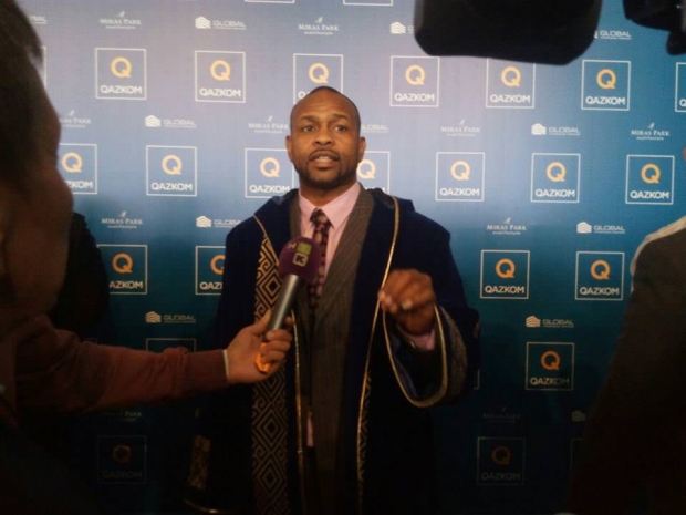 Рой Джонс готов открыть школу бокса в Казахстане. ВИДЕО