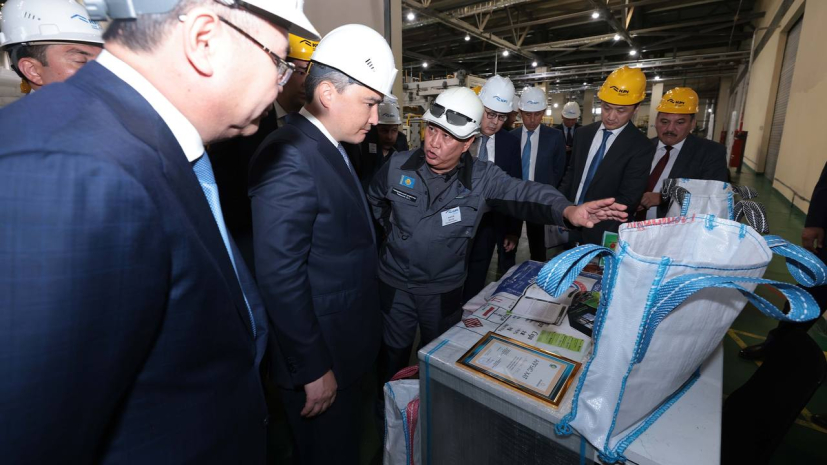 Олжас Бектенов с рабочим визитом посетил Атыраускую область