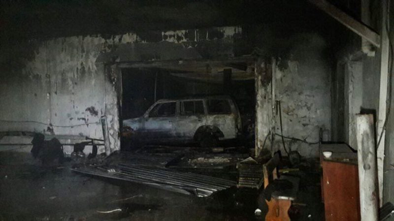 10 машин сгорело на СТО в Алматы (ФОТО)