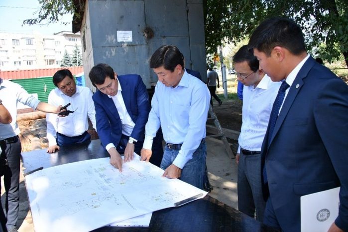 Байбек проверил ход реконструкции алматинских дорог