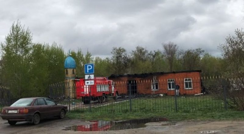 В Боровом сгорела крыша мечети