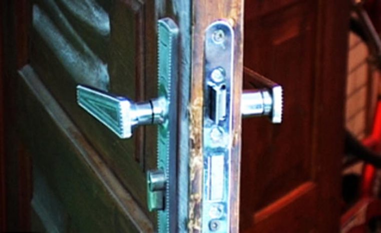 В Петропавловске задержана группа серийных квартирных воров