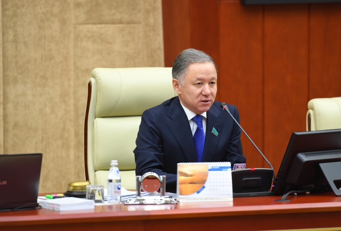 Нигматулин: В начале каждого года в РК происходят перебои с обеспечением лекарств