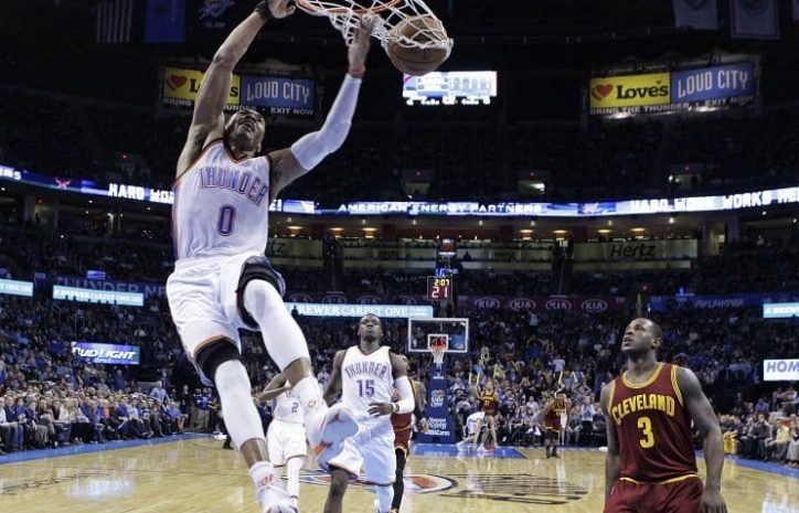 Рассел Уэстбрук помог «Оклахоме» победить «Кливленд» в матче НБА