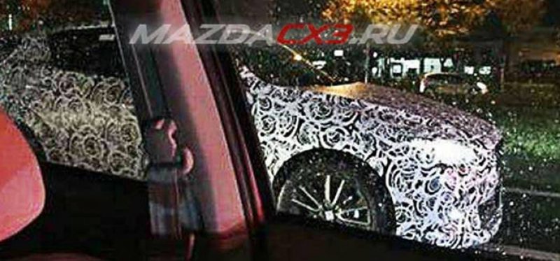 Новый компактный кроссовер Mazda впервые замечен на тестах
