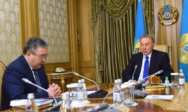 Т. Донаков отчитался президенту о деятельности Министерства по делам госслужбы