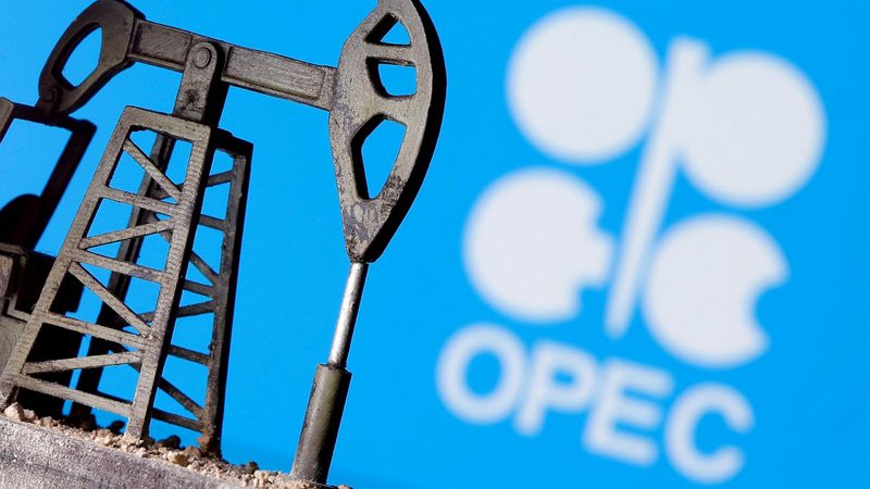 Страны ОПЕК+ могут снова увеличить добычу нефти