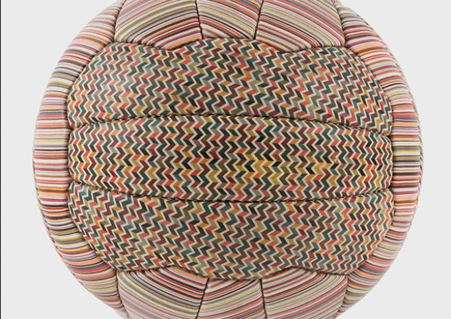 Коллекционное издание мячей от Paul Smith к чемпионату мира