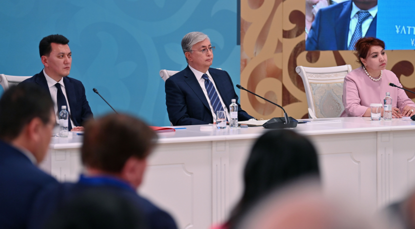 Как создать Новый Казахстан со старыми кадрами — Токаев