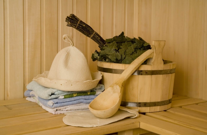 Зачем казахские девушки работают в мужских банях